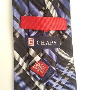 Exquisite Chaps Plaid Silk Tie